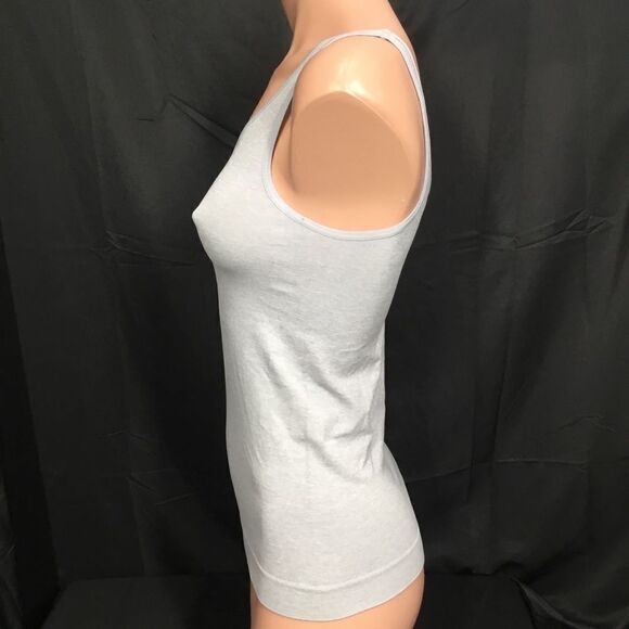 Halogen Seamless Two-Way Tank (C1) - Picture 3 of 6